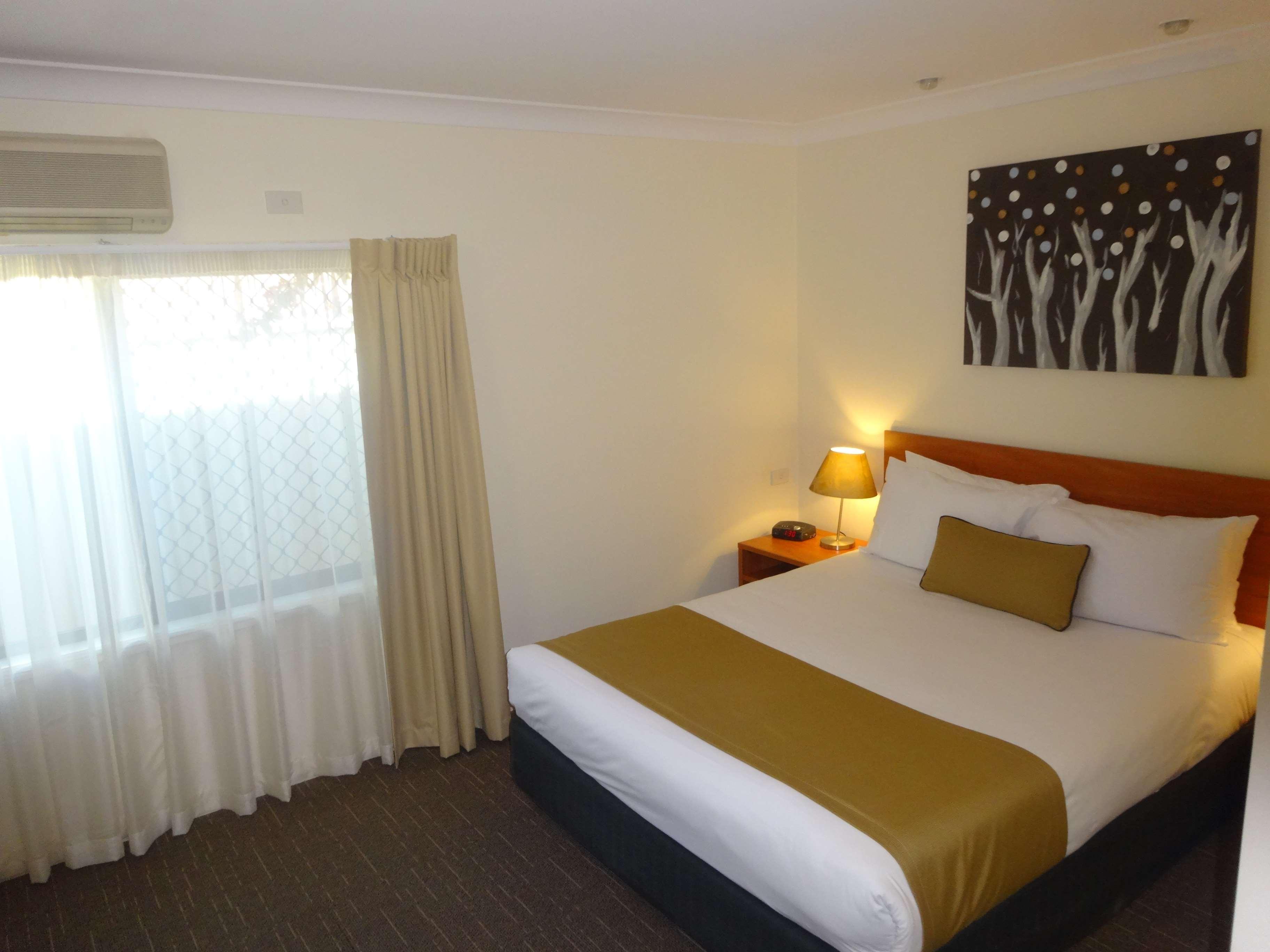 Best Western Tuscany On Tor Motor Inn Тувумба Екстер'єр фото