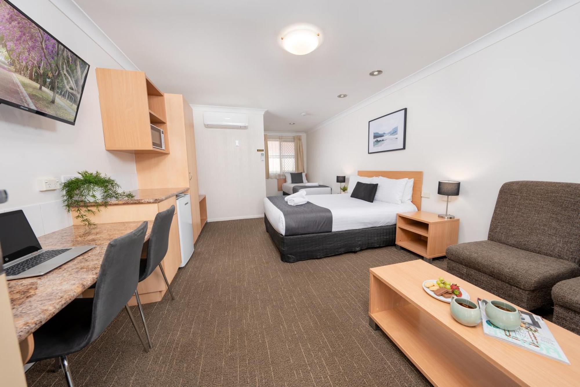 Best Western Tuscany On Tor Motor Inn Тувумба Екстер'єр фото