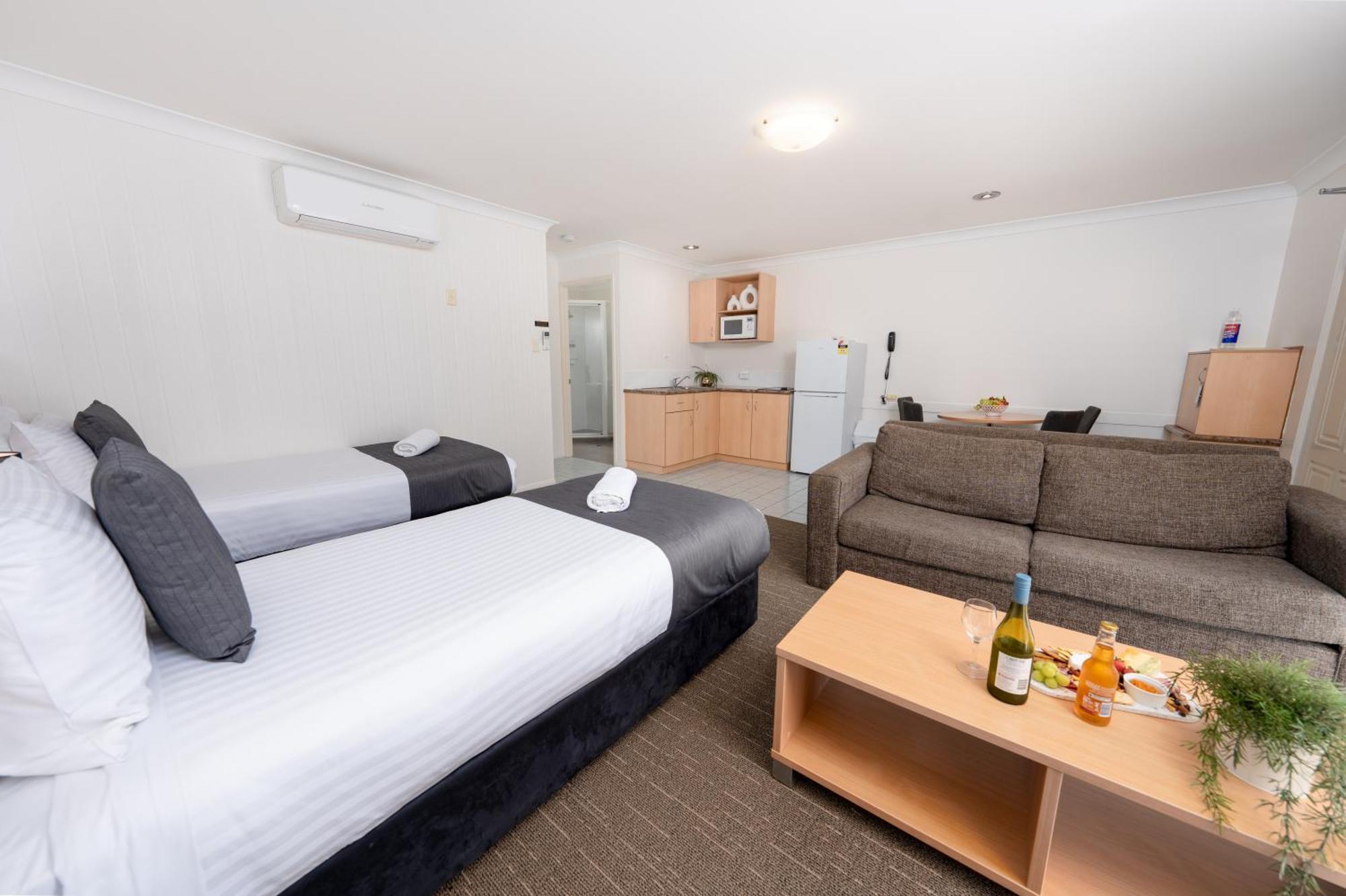 Best Western Tuscany On Tor Motor Inn Тувумба Екстер'єр фото